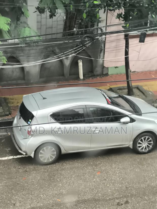 Toyota Aqua 2012 Silver