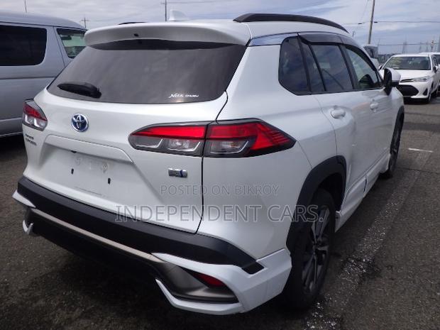 Toyota Corolla Cross 1.8 Hybrid FWD 2022 Pearl