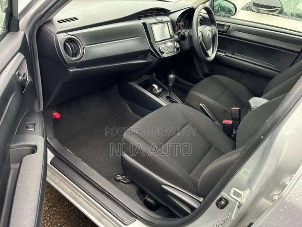 Toyota Axio 2022 Silver