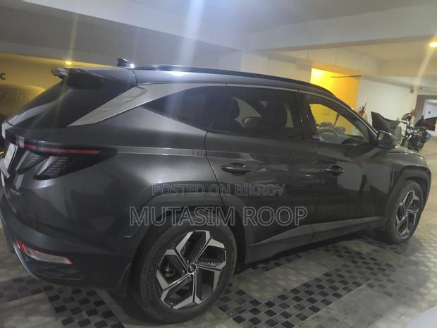 Hyundai Tucson 2024 Gray