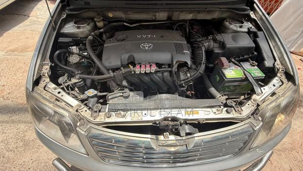 Toyota Corolla 1.6 VVT-i 2006 Gray