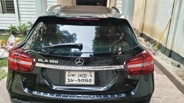 Mercedes-Benz GLA-Class 2019 Black