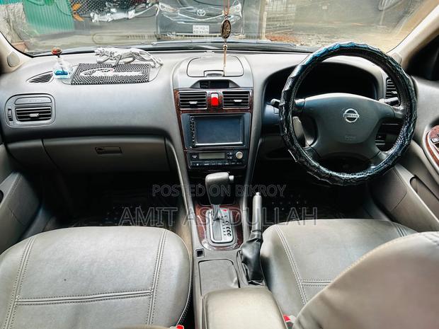 Nissan Cefiro 2001 Black