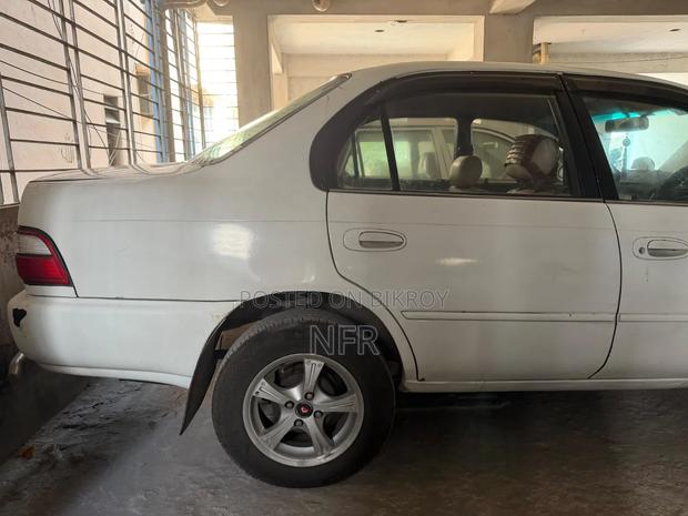 Toyota Corolla Sedan 1992 White