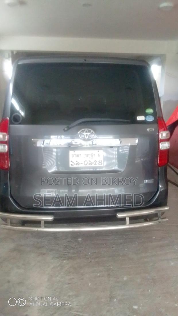 Toyota Noah 2012 Gray