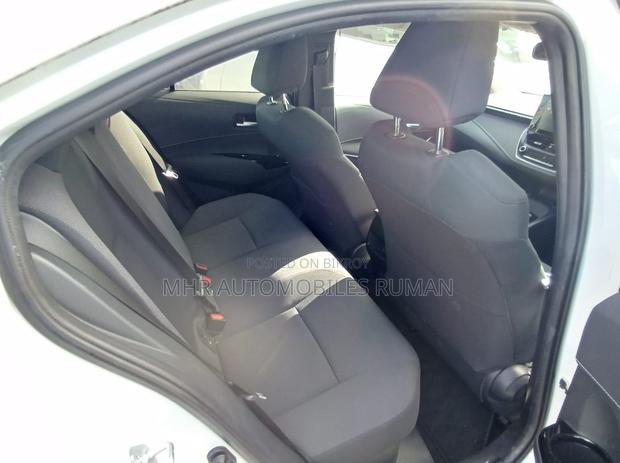Toyota Corolla 2021 Pearl