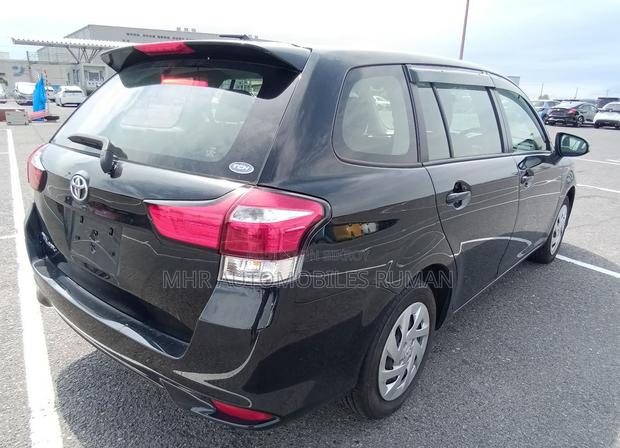 Toyota Corolla Fielder 1.5 Petrol FWD 2021 Black