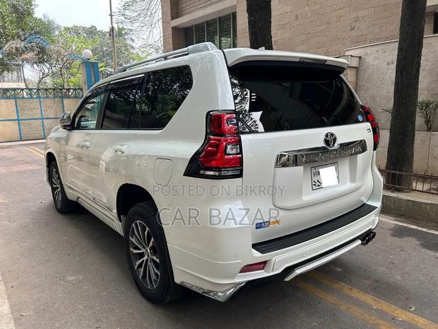 Toyota Land Cruiser Prado 2.7 2020 Pearl