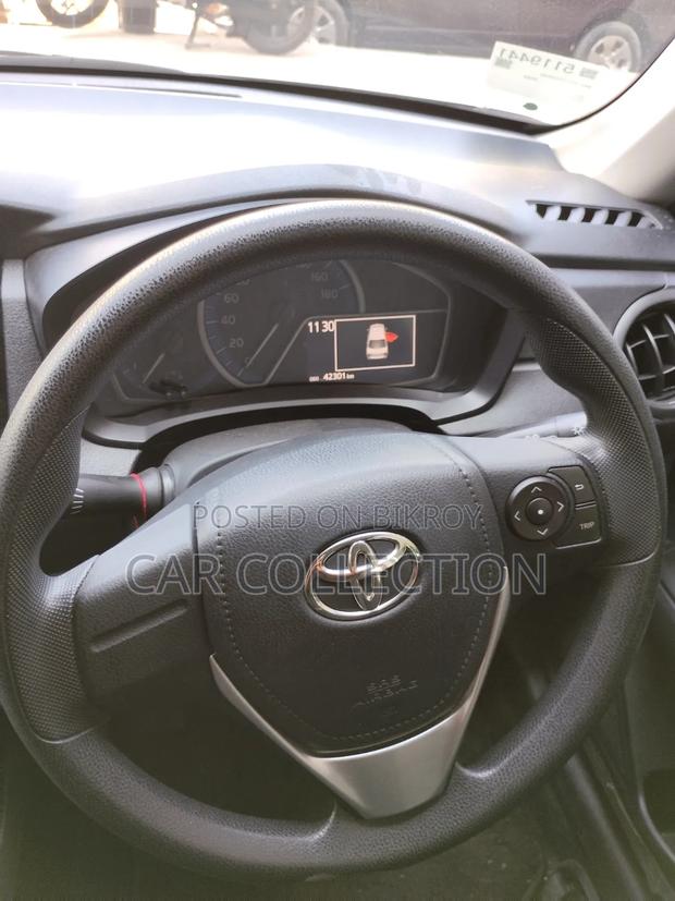 Toyota Axio 2022 Silver
