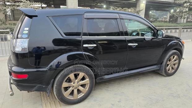Mitsubishi Outlander XLS 2011 Black