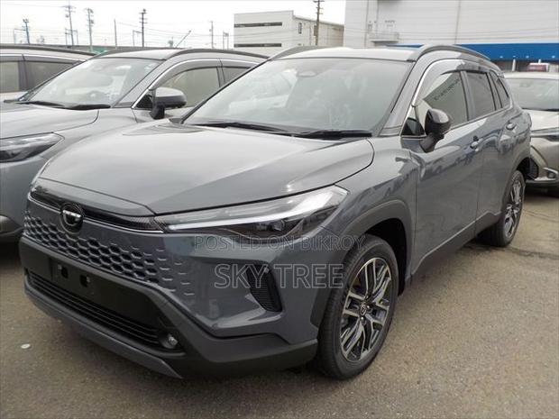 Toyota Corolla Cross 2026 Gray