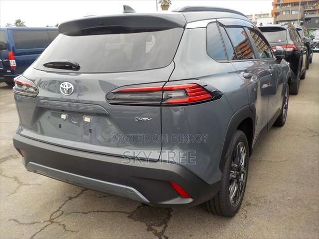 Toyota Corolla Cross 2026 Gray