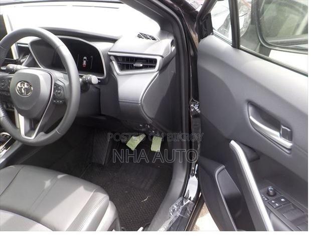 Toyota Corolla Cross 2025 Black