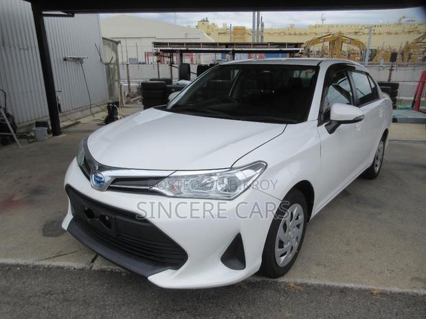 Toyota Axio 2021 White