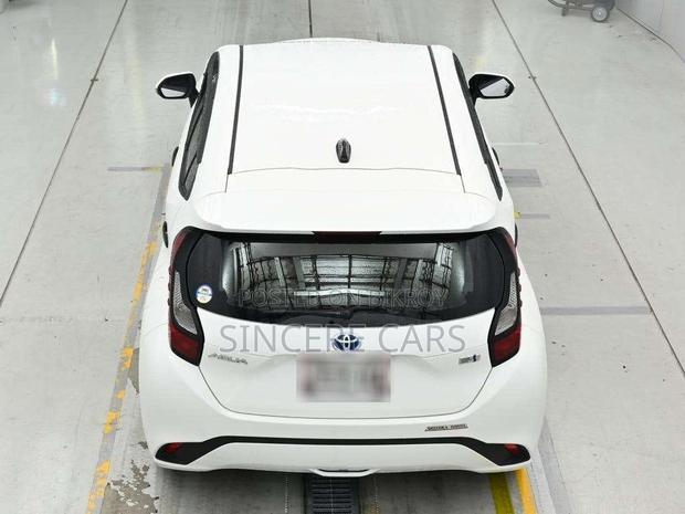 Toyota Aqua 2021 White