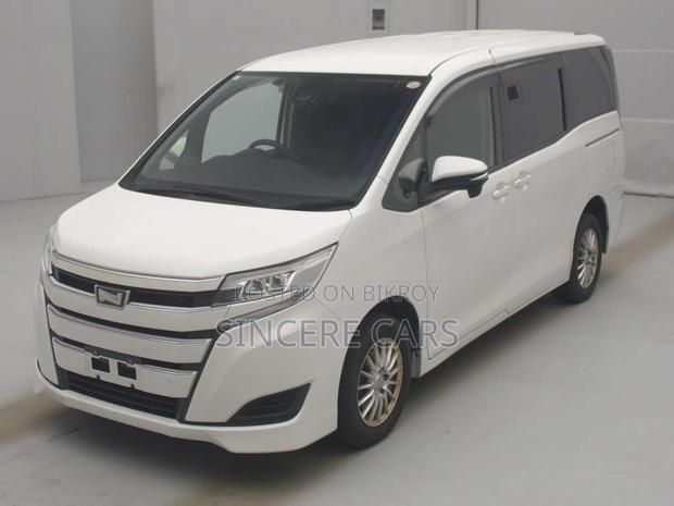 Toyota Noah 2021 Pearl