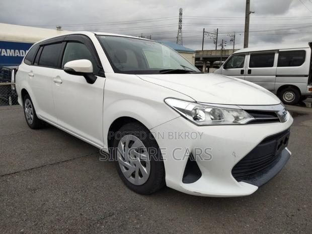 Toyota Corolla Fielder 2021 White