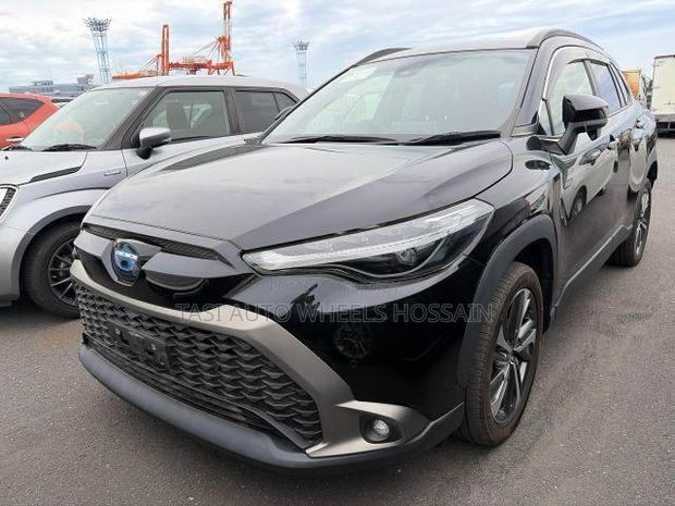 Toyota Corolla Cross 1.8 Hybrid AWD 2022 Black