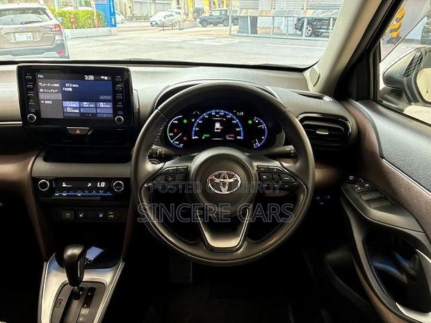 Toyota Yaris Cross 2021 Pearl