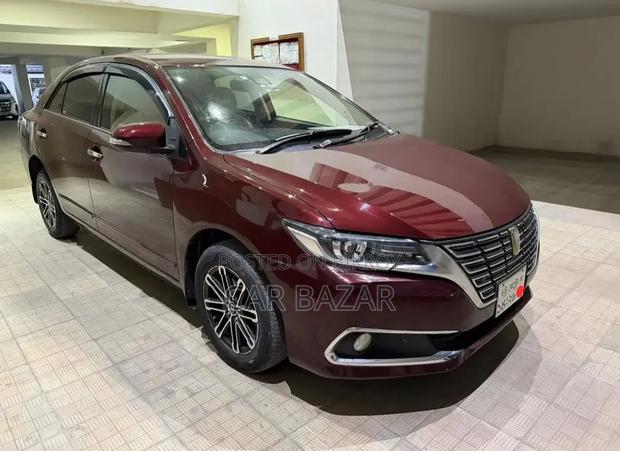 Toyota Premio 1.5 FWD 2020 Maroon