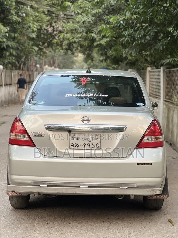 Nissan Tiida 2007 Silver