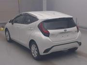 Toyota Aqua 2021 Pearl for sale