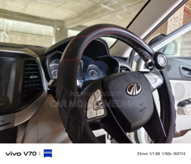 Mahindra XUV500 2020 Pearl