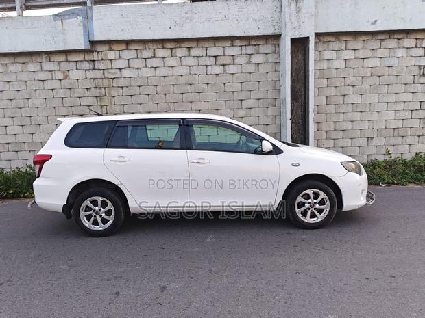 Toyota Corolla Fielder 2011 White