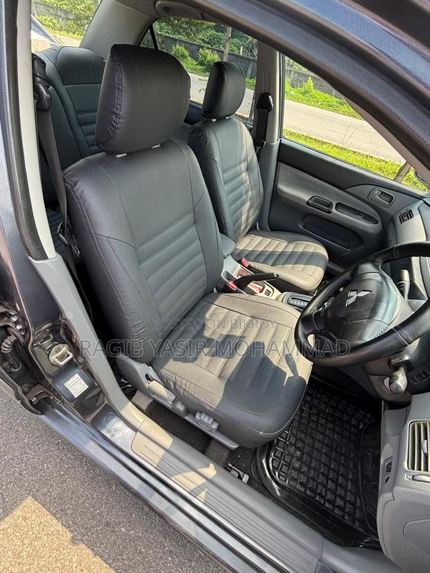 Mitsubishi Lancer 2011 Gray