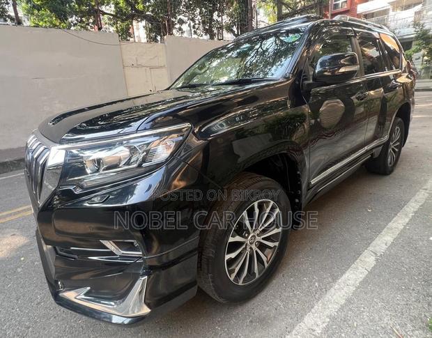 Toyota Land Cruiser Prado 2018 Black