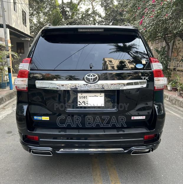 Toyota Land Cruiser Prado 2.7 i 2012 Black