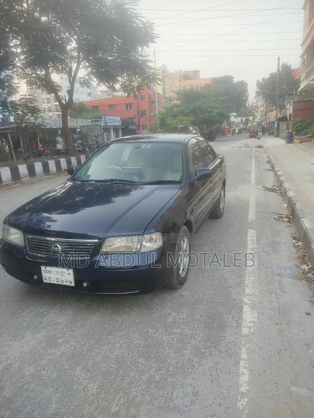 Nissan Sunny 2003 Blue